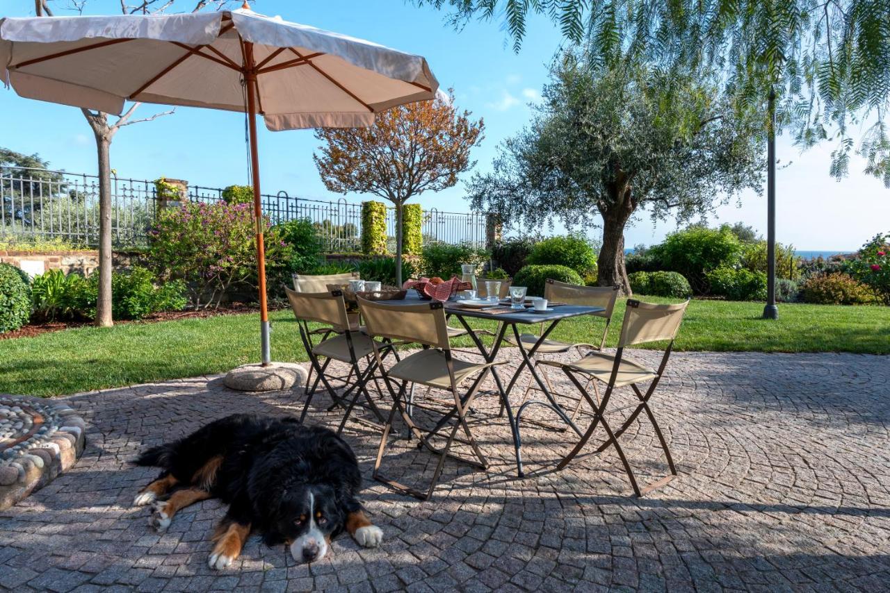 Villa Rosmarino Imperia Buitenkant foto